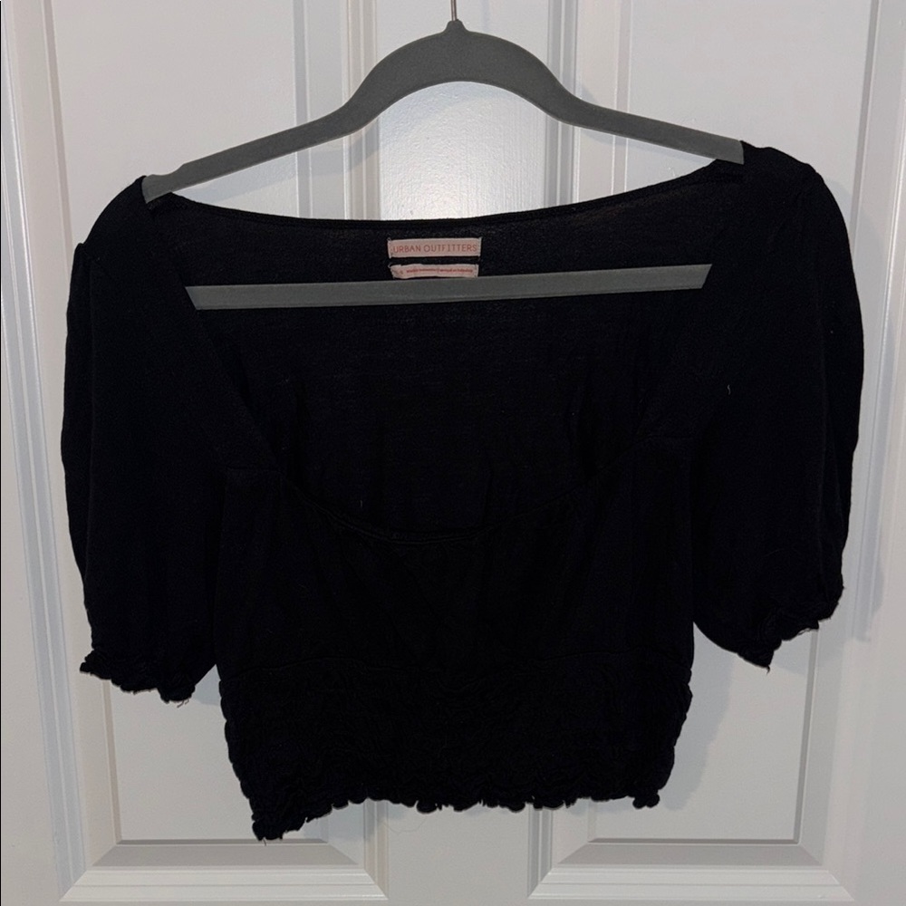 Black UO Scrunch Top